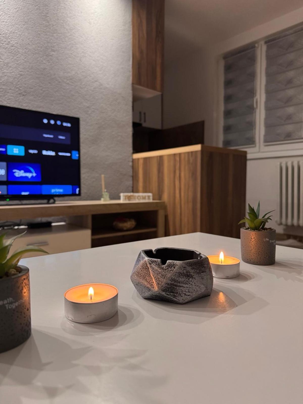 Apartment A&a
